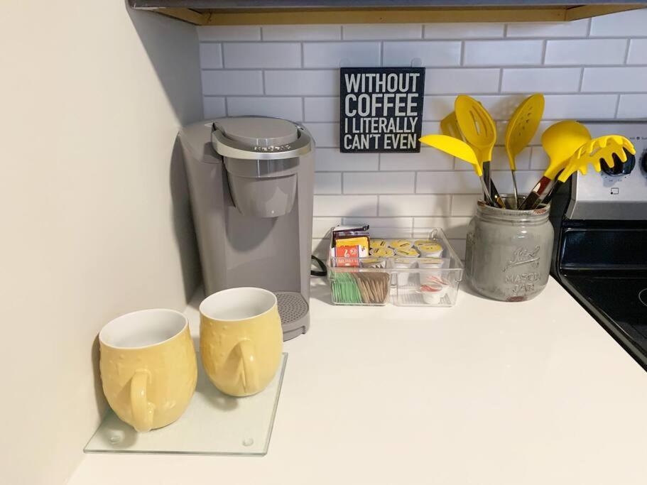 Beautiful 2Br Apt/Ewr Airport/King /Free Parking Нюарк Екстериор снимка