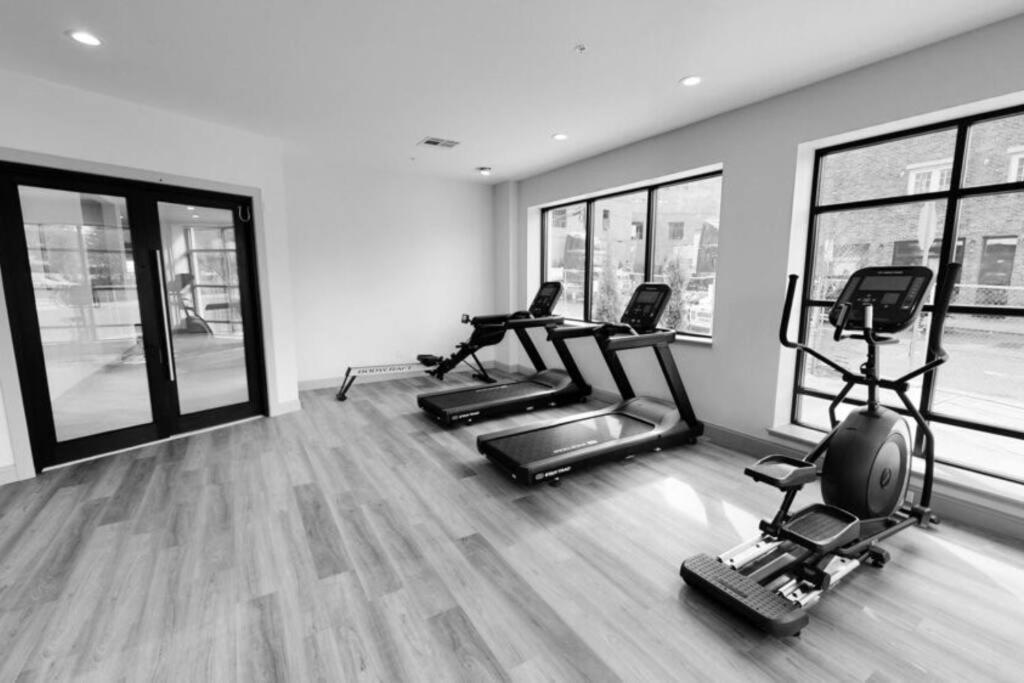 Beautiful 2Br Apt/Ewr Airport/King /Free Parking Нюарк Екстериор снимка